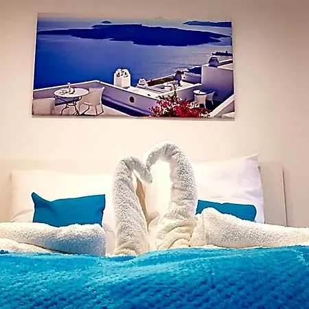 Aparthotel Adonis 3*