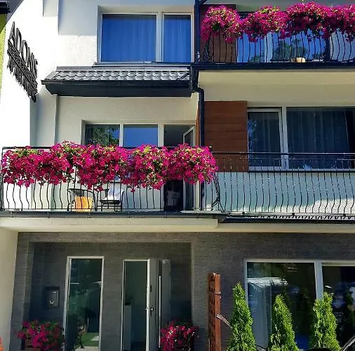 Lejlighedshotel Adonis 3*